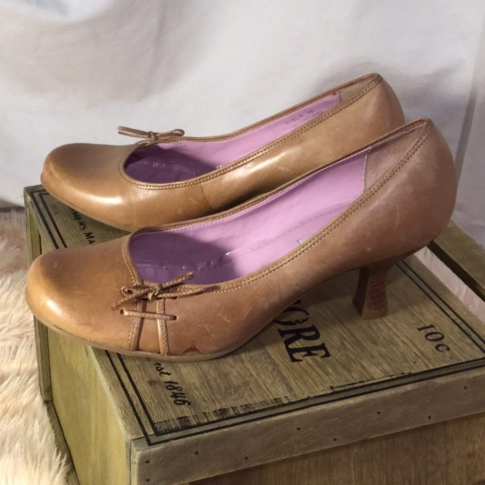 Steve Madden Leather Pumps